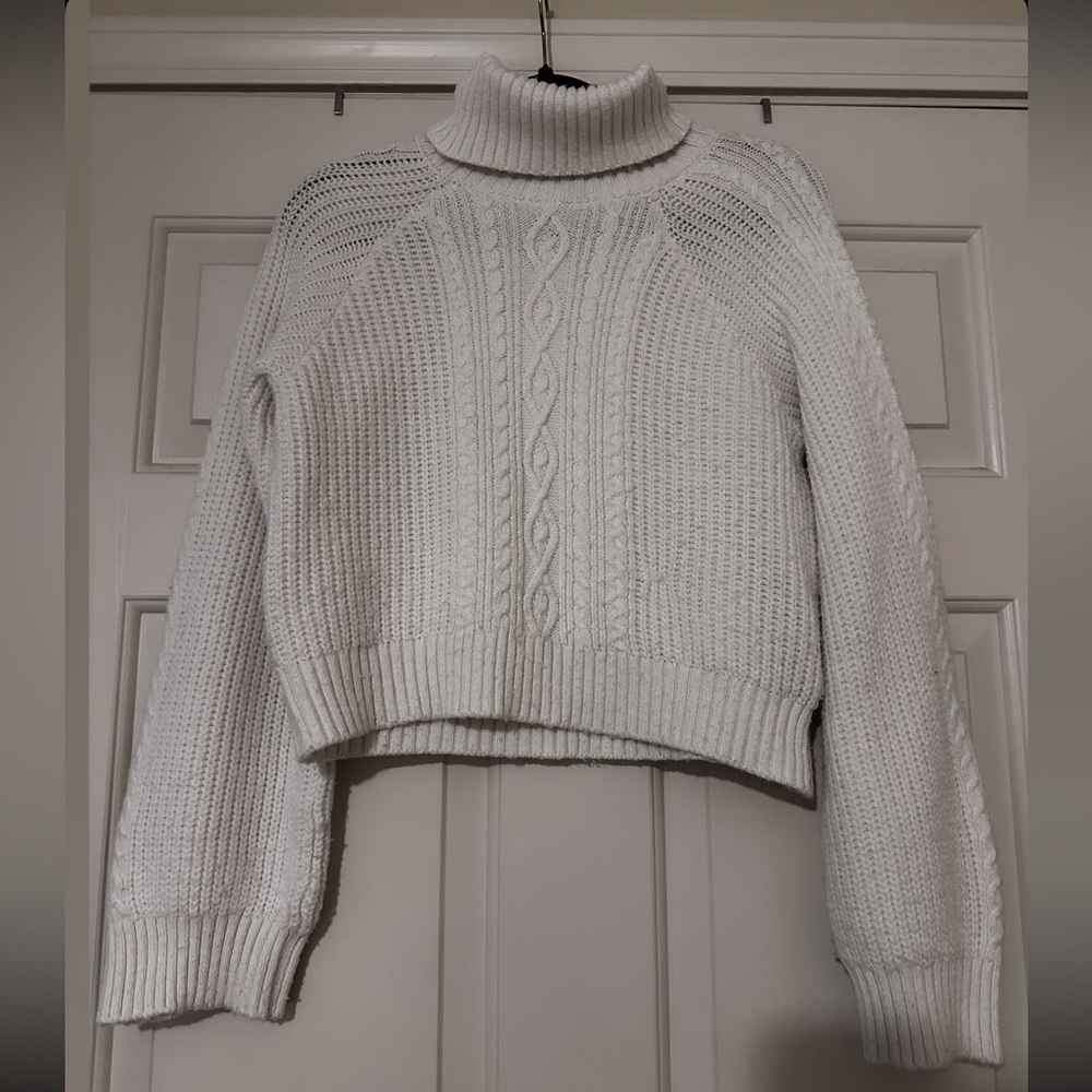 H&M sweater